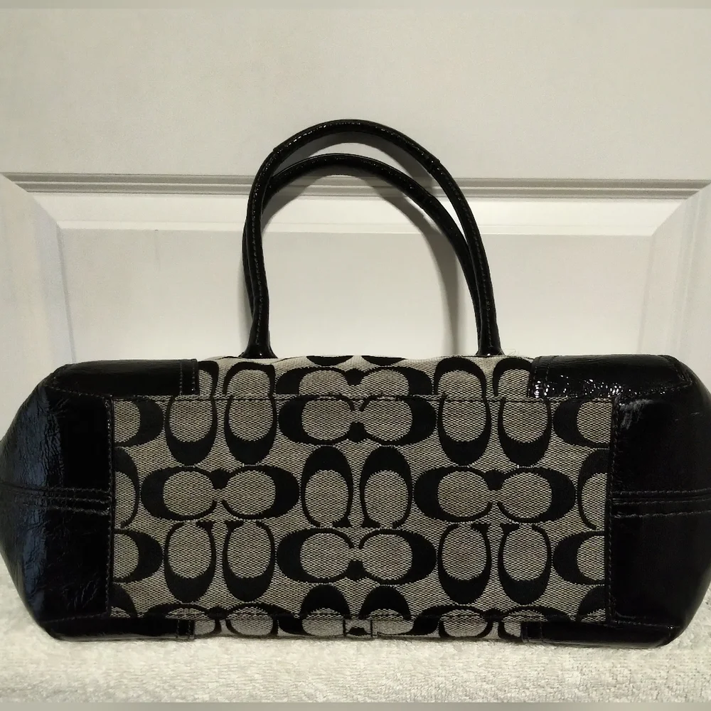 Authentic Coach Bleecker Signature Canvas Black Patent Leather Tote Bag 12564